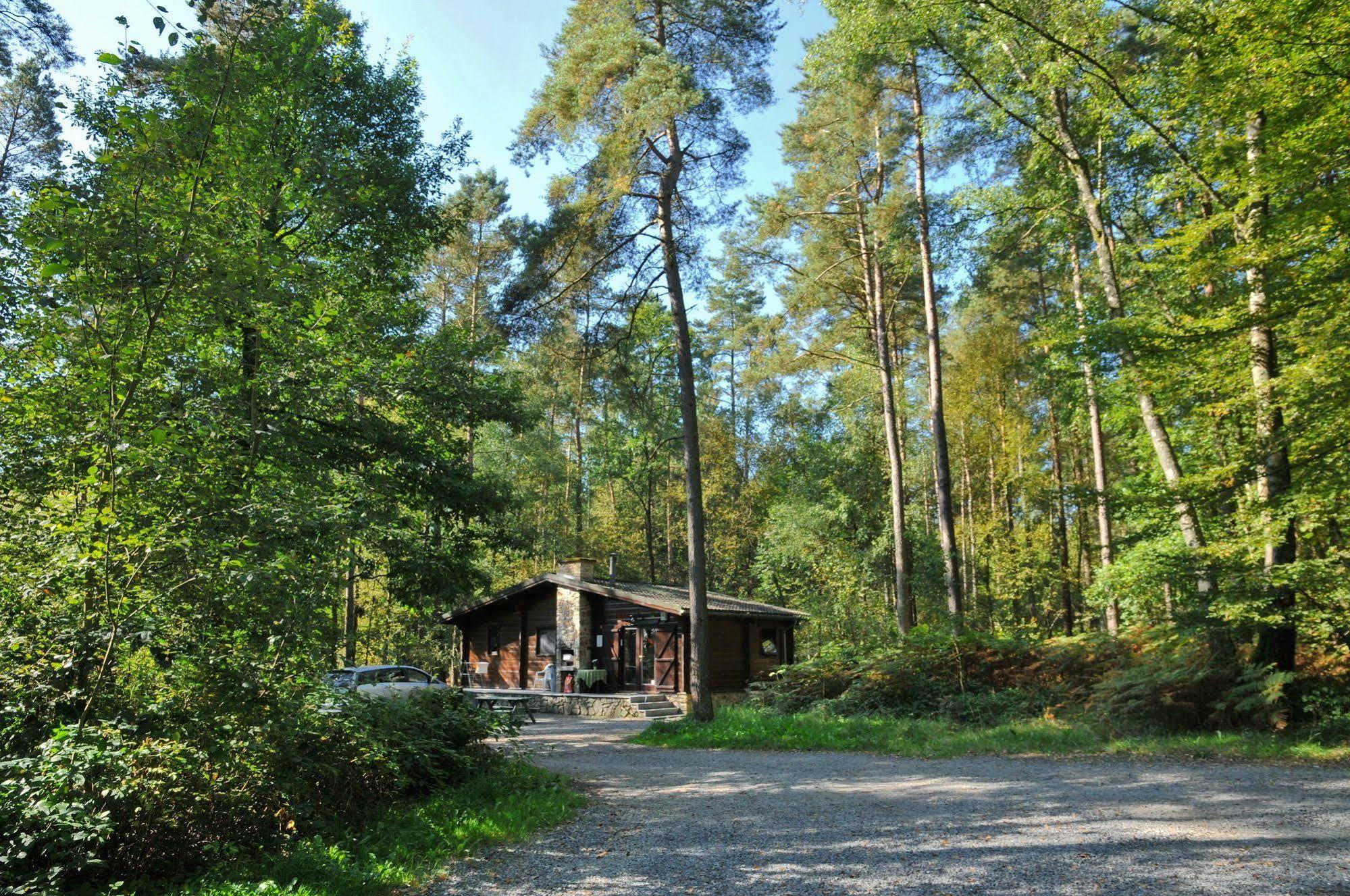 Village De Vacances D'Oignies Екстер'єр фото