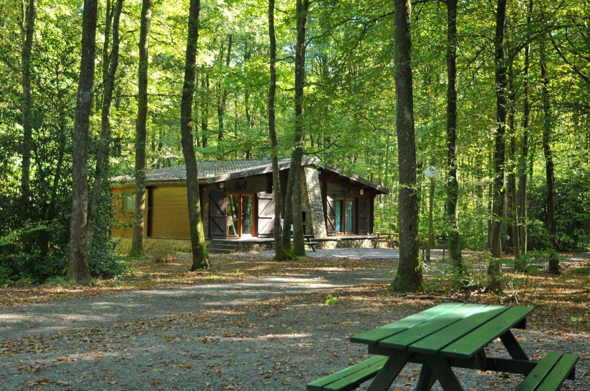 Village De Vacances D'Oignies Екстер'єр фото